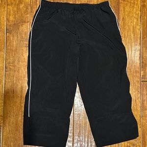 Reebok Women’s Athletic Capri Pants - Size Large